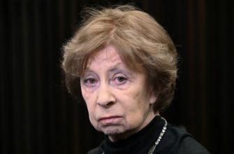 Лия Ахеджакова