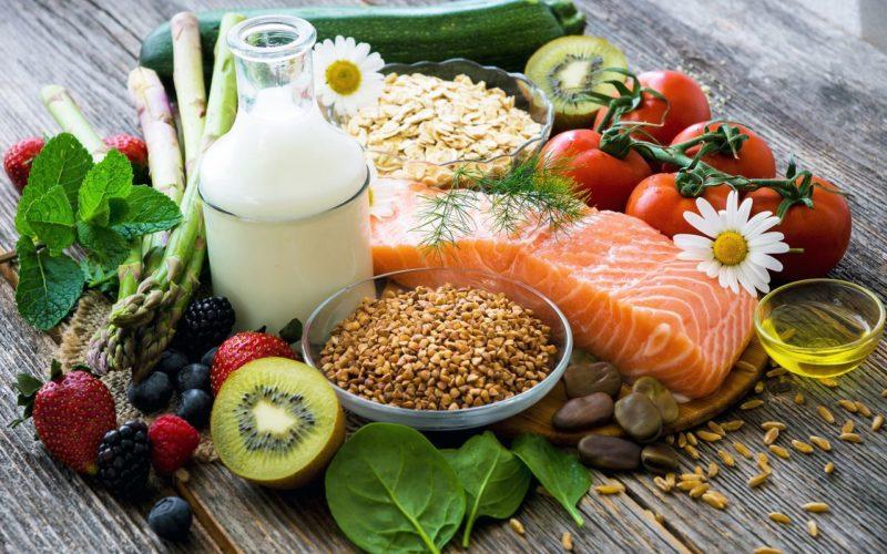 Фрукты, овощи, рыба, молочные продукты