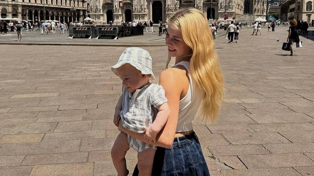 Александра Трусова провела  день рождения в семейной поездке в Милан